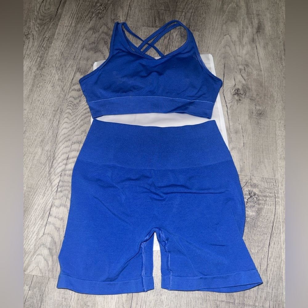 Alphalete dark blue shorts set .Size Small